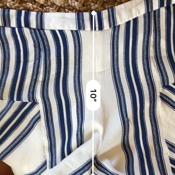 Lovers + FriendsāStripedāShortsāMedium - Picture 8 of 8